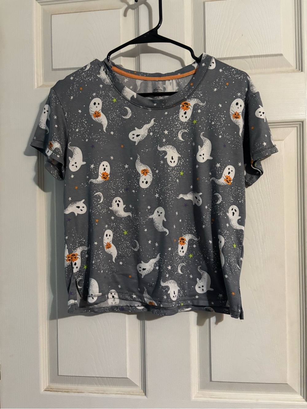 Women's Gray Ghost Print Short Sleeve Pajama Top